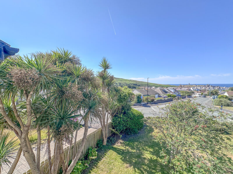 Thalloo Ard, 19 Queens Drive, Peel, photograph 40