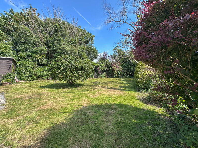 Thalloo Ard, 19 Queens Drive, Peel, photograph 30