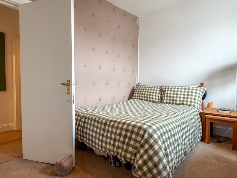 Apt 4, Lyndley Court, Rosemount, Douglas, photograph 10