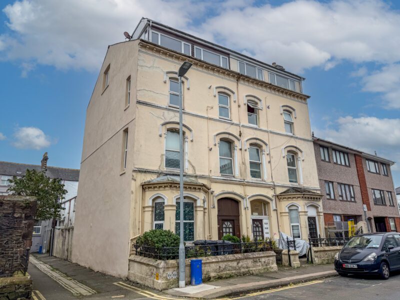 Apt 4, Lyndley Court, Rosemount, Douglas