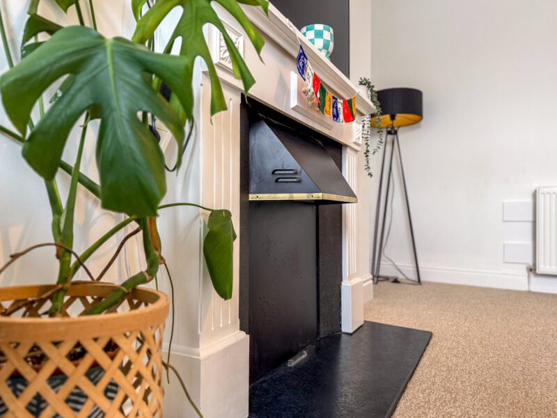 Apt 4, Lyndley Court, Rosemount, Douglas, photograph 3
