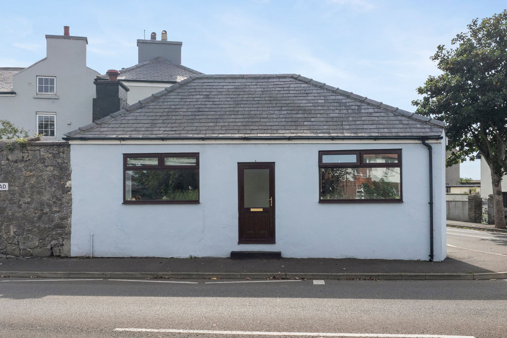 Fado Fado Cottage, Shore Road, Castletown