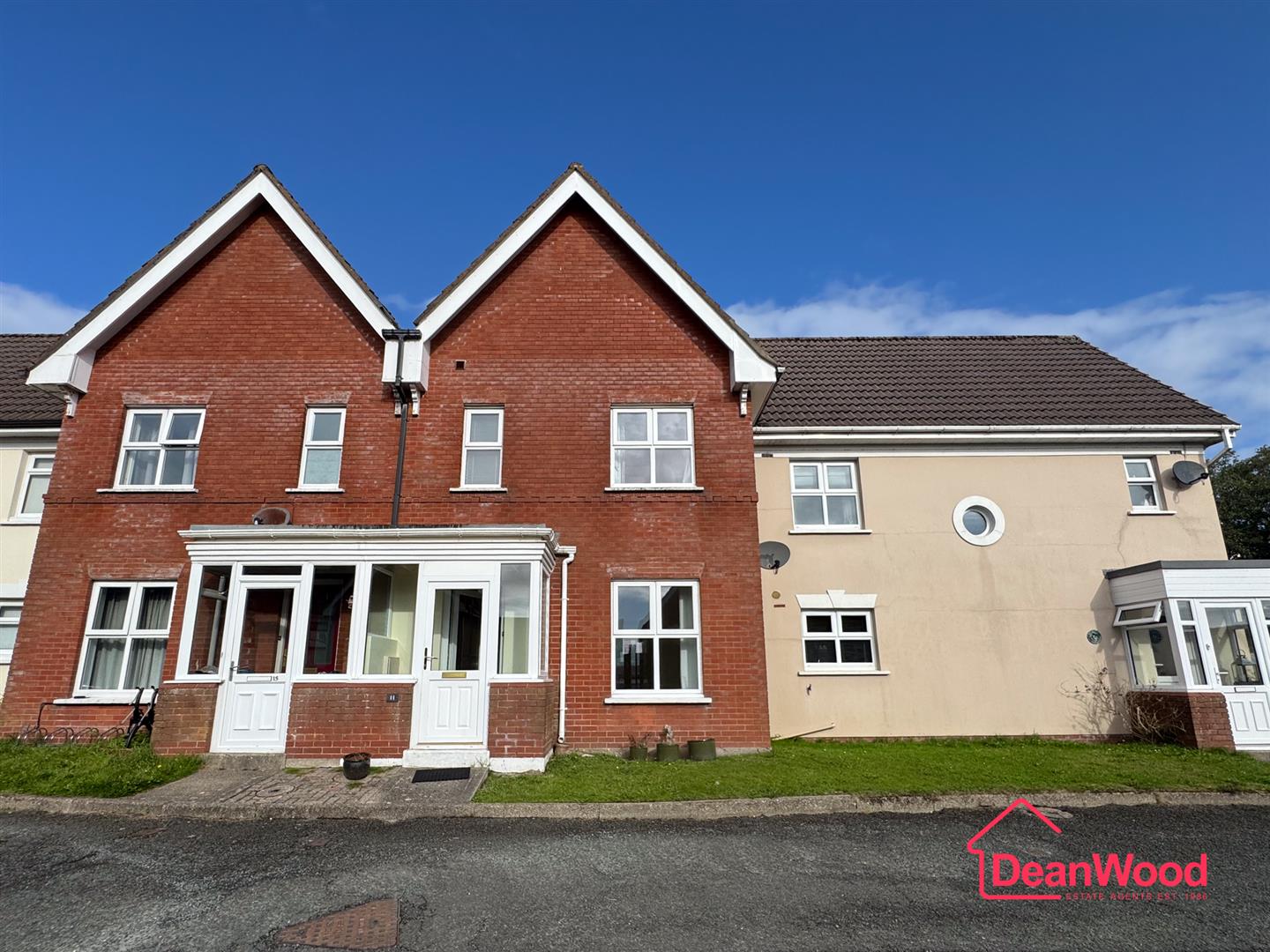 11 Berry Woods Avenue, Governors Hill, Douglas