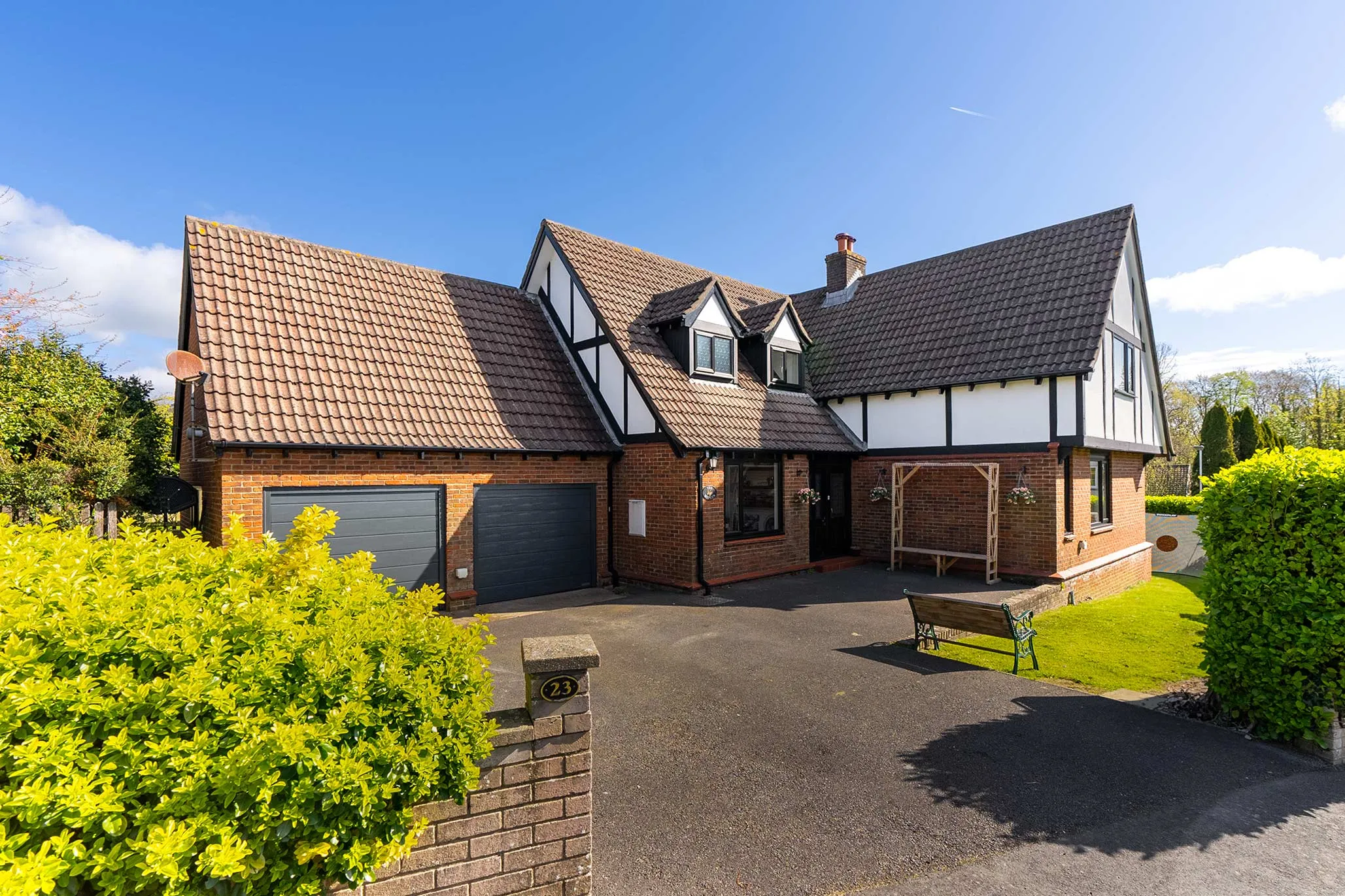 Stunning Home with a Private Landscaped Garden
