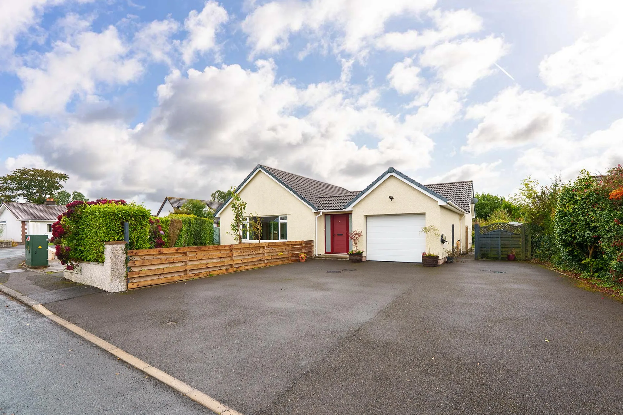 Impressive Bungalow in a Sought After Location