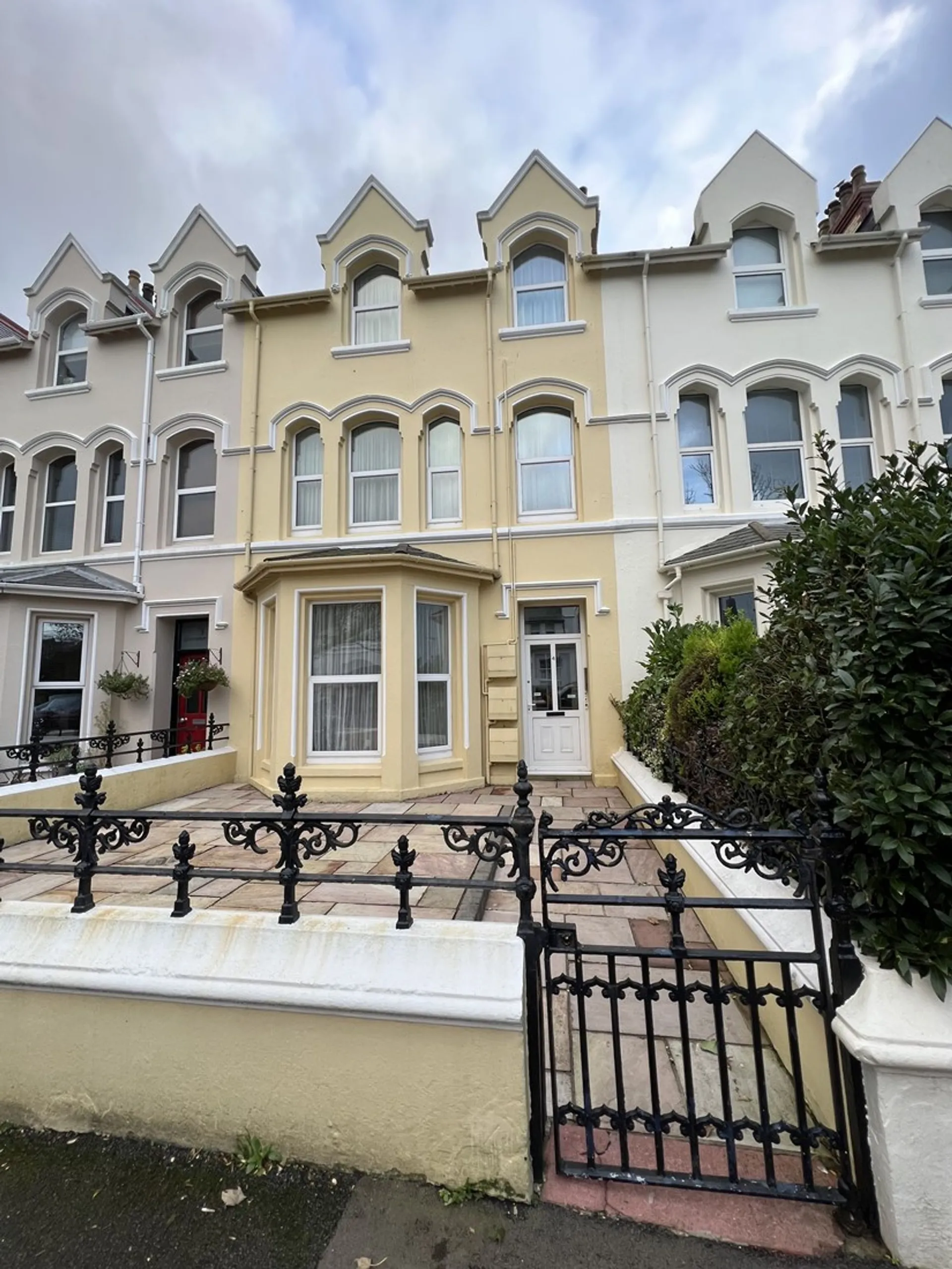 Grosvenor Road, Douglas, IM1