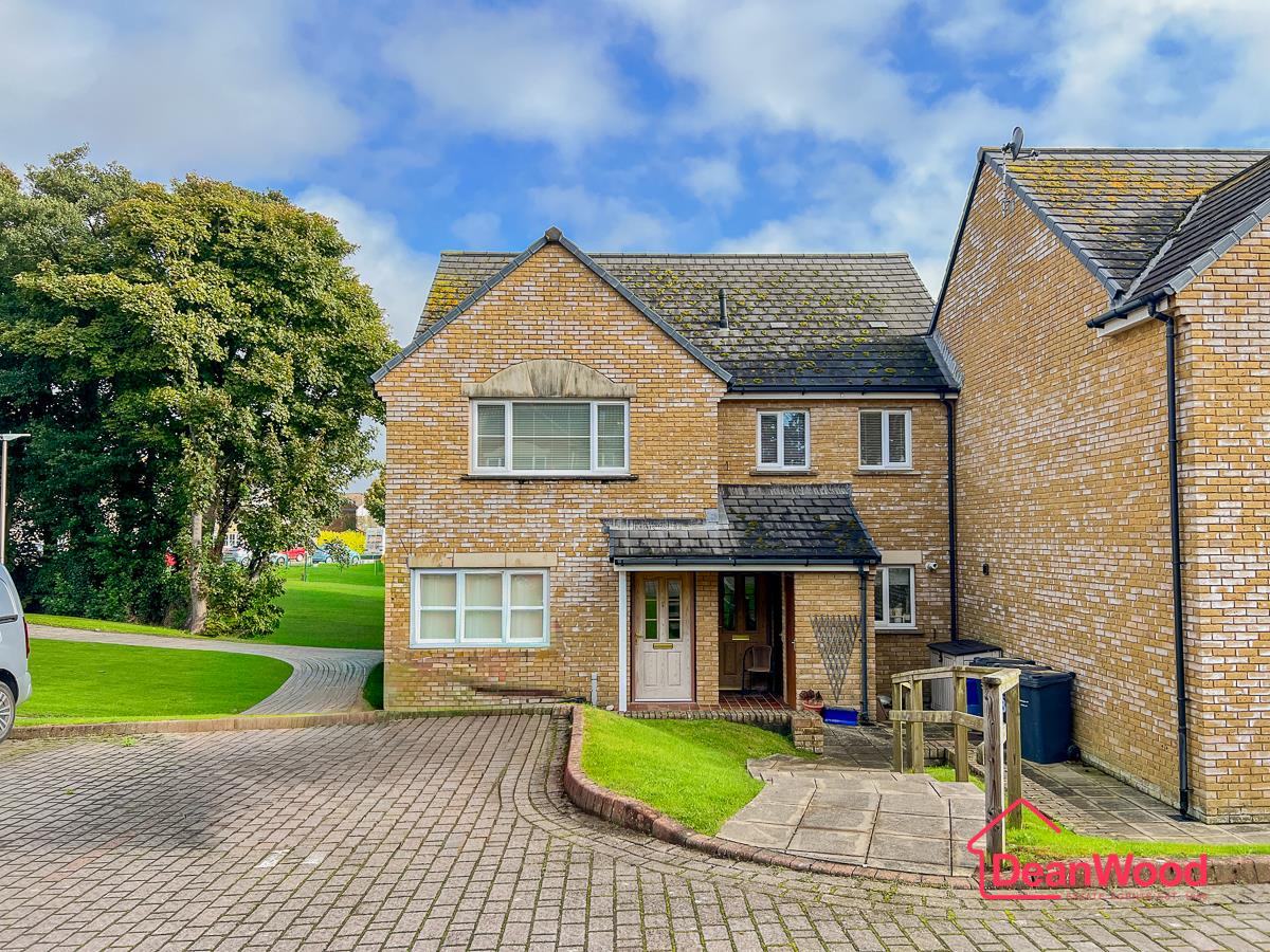 8 Sycamore Grove, Douglas, Isle of Man