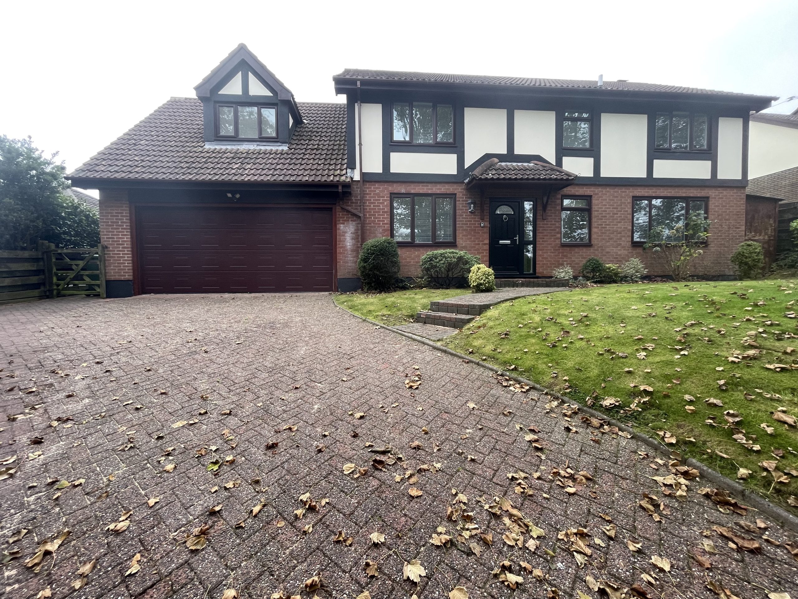 Farmhill Lane, Douglas, Isle of Man, IM2 2EF
