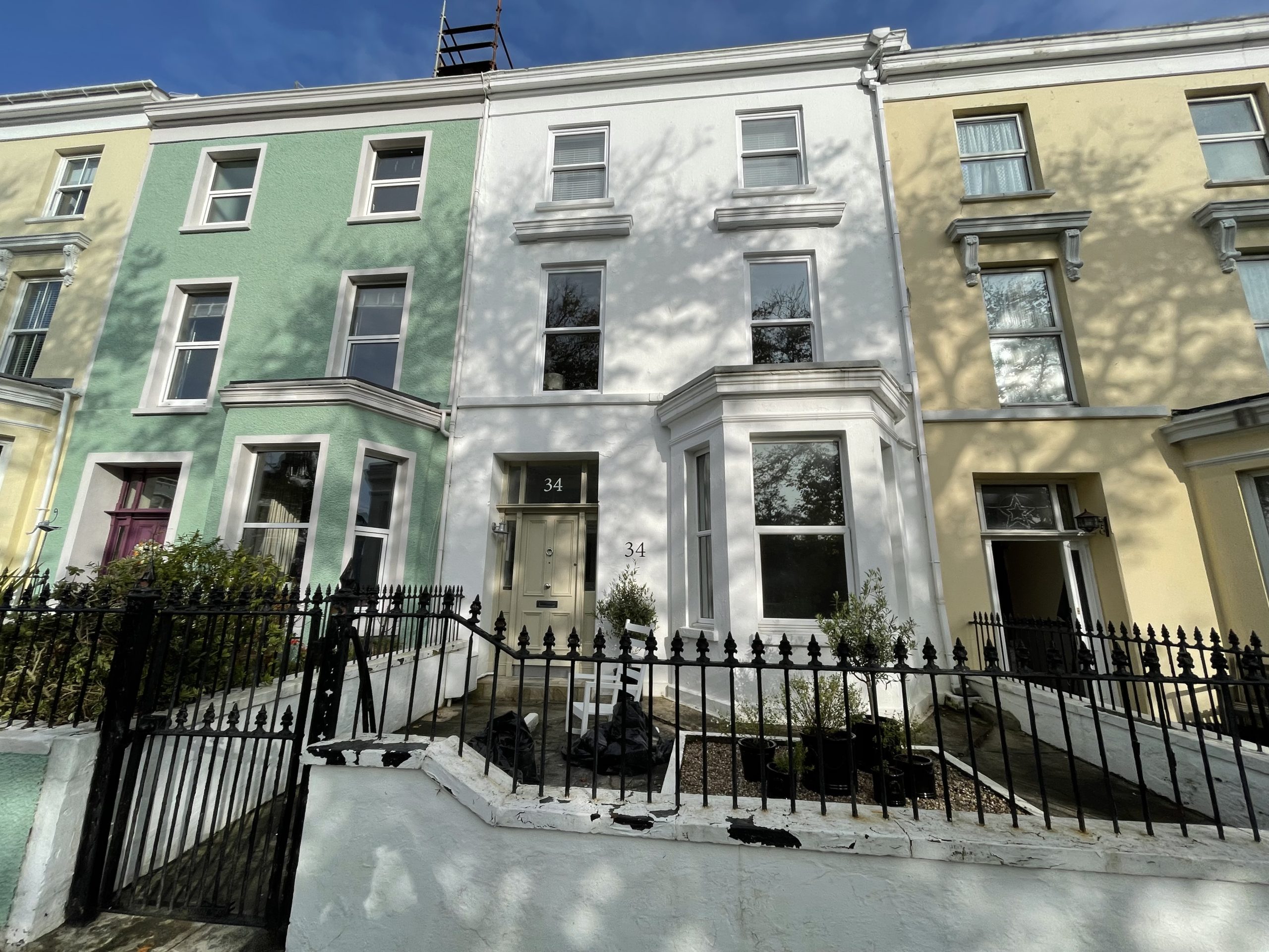 Woodbourne Square, Douglas, Isle of Man, IM1 4DD