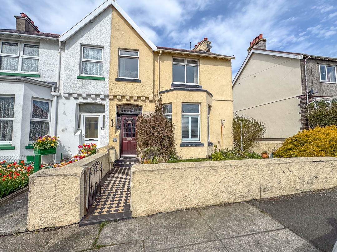 11 Royal Drive, Onchan