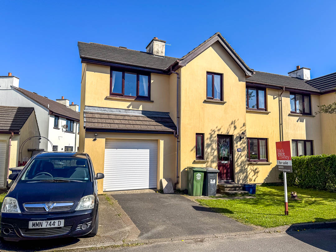 41 Campion Way, Douglas